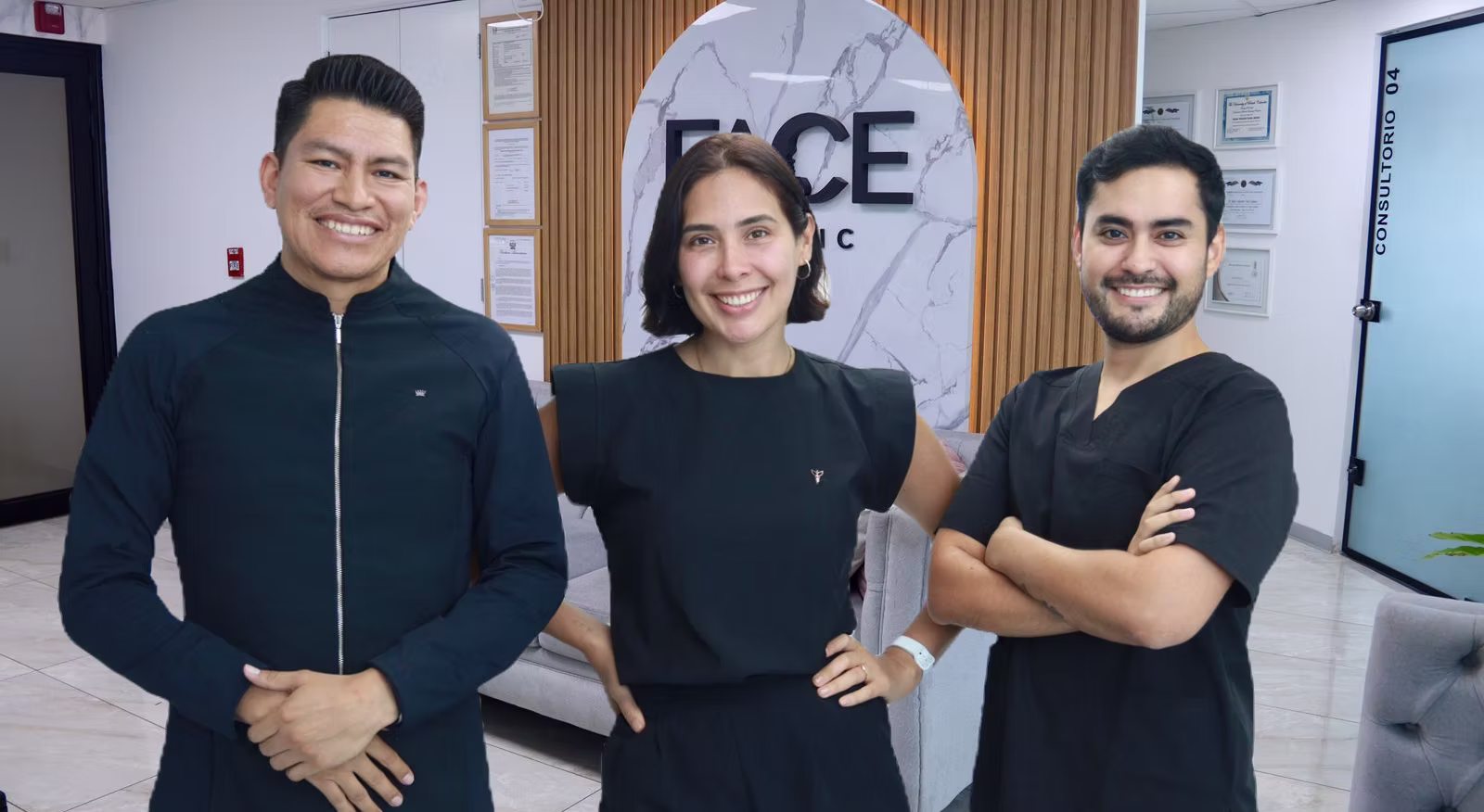 Cómo Face Clinic incrementó sus ingresos en 45% y su eficiencia operativa en 60% con Davix